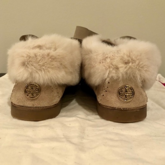 Tory Burch Fur Bow Slippers - Picture 3 of 4